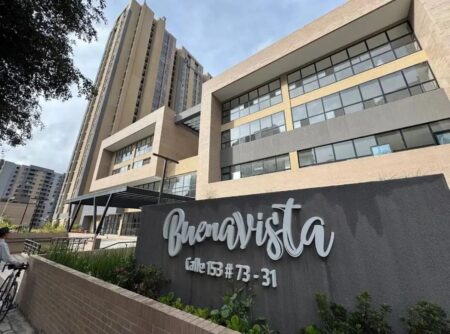 Se arrienda apartamento