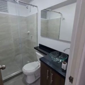 BAÑO AUXILIAR